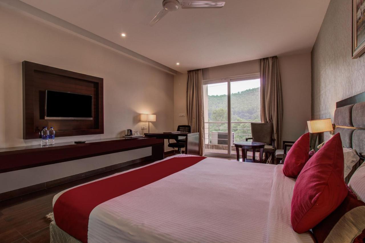 Oyo 3575 The Wave International Hotel Jamshedpur Buitenkant foto