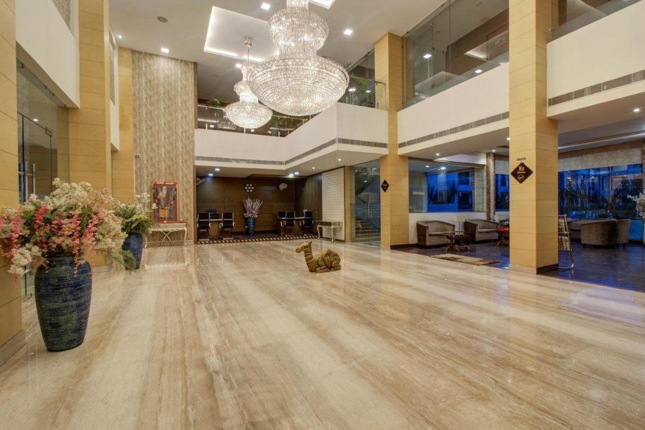 Oyo 3575 The Wave International Hotel Jamshedpur Buitenkant foto