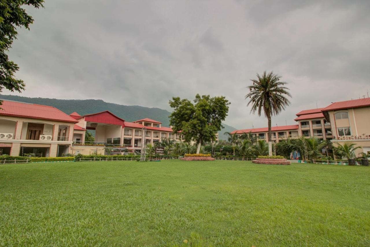 Oyo 3575 The Wave International Hotel Jamshedpur Buitenkant foto