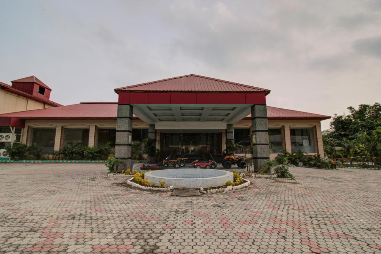 Oyo 3575 The Wave International Hotel Jamshedpur Buitenkant foto