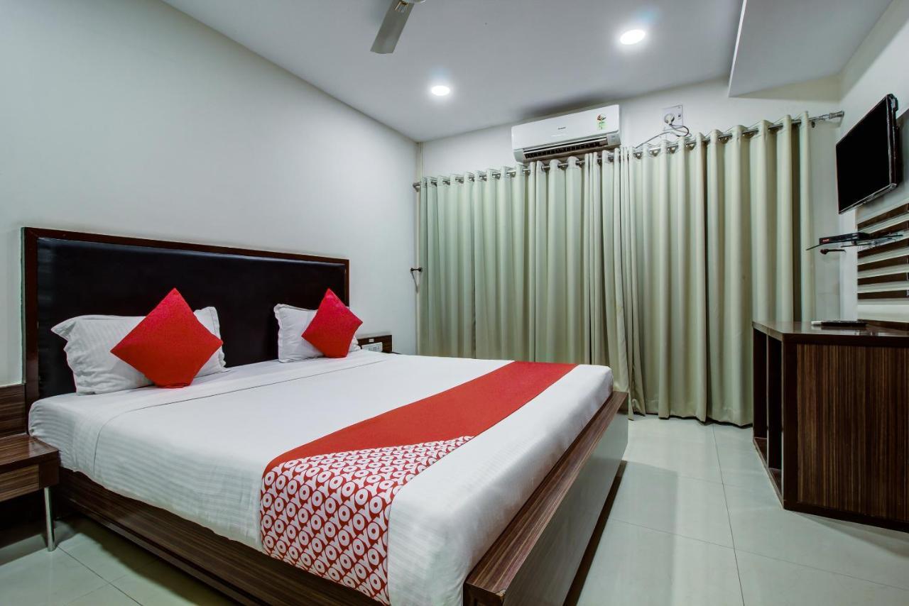 Oyo 3575 The Wave International Hotel Jamshedpur Buitenkant foto