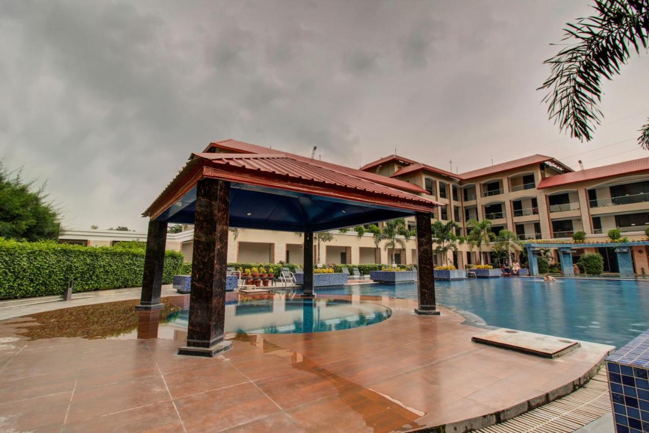 Oyo 3575 The Wave International Hotel Jamshedpur Buitenkant foto