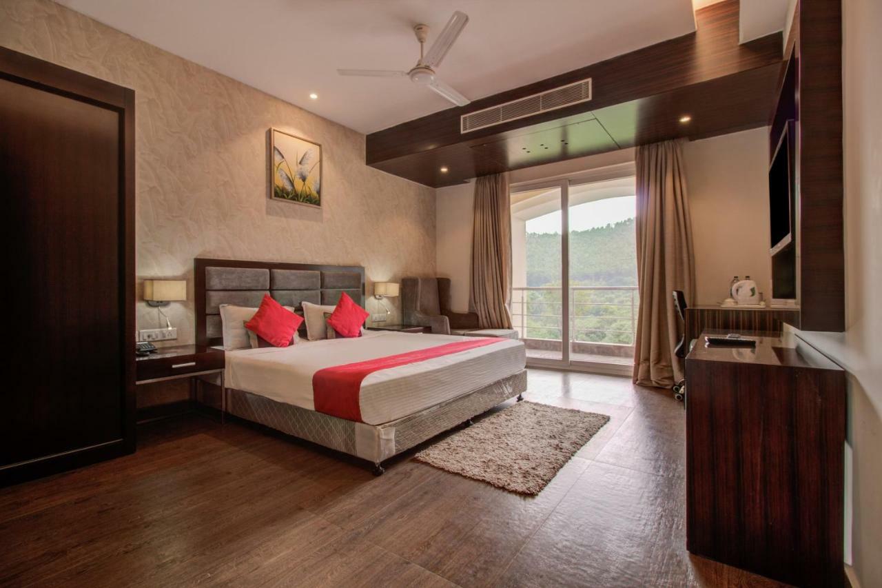 Oyo 3575 The Wave International Hotel Jamshedpur Buitenkant foto