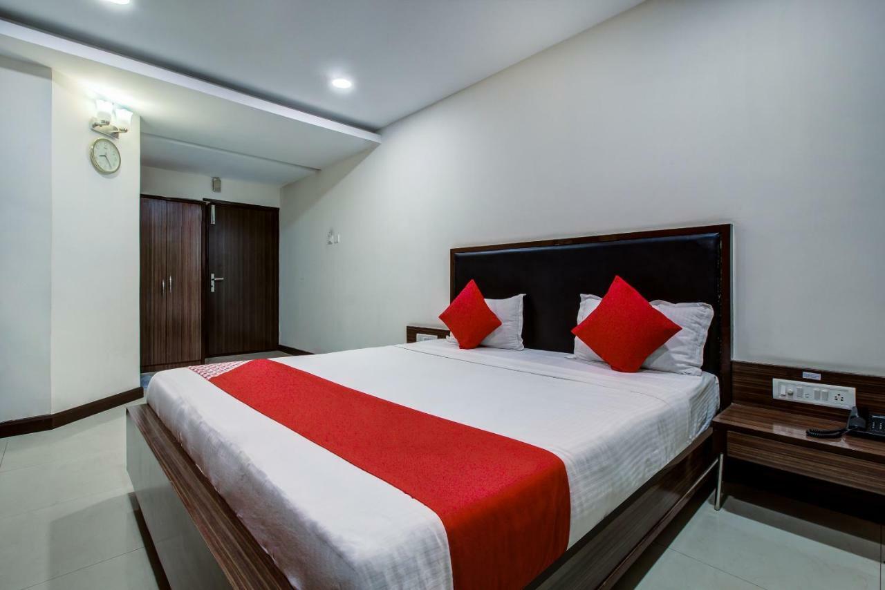 Oyo 3575 The Wave International Hotel Jamshedpur Buitenkant foto